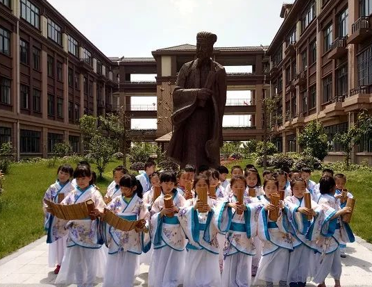 校園文化氛圍與宣傳的重要性簡述