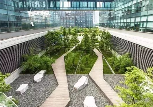 校園文化建設(shè)的精神追求！