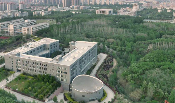 綠色生態(tài)校園真的很好！