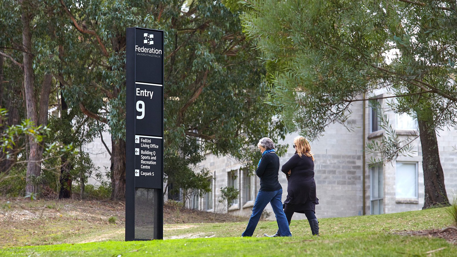 校園導(dǎo)視系統(tǒng)制作材料怎么選擇？