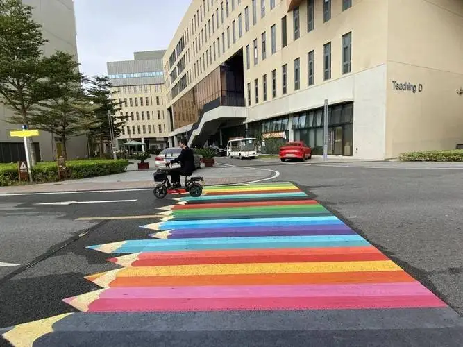 以美育的生動(dòng)性，營(yíng)造高校校園文化新氣象